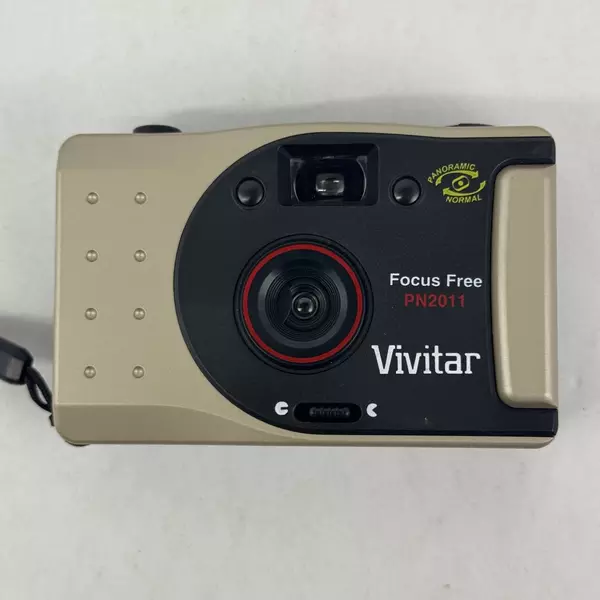 Vivitar Focus Free PN2011 Point And Shoot 35mm Film Camera With Case