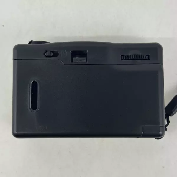 Vivitar Focus Free PN2011 Point And Shoot 35mm Film Camera With Case
