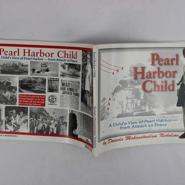 Pearl Harbor Child by Dorinda Makanaonalani Nicholson 1998 Revised Paperback