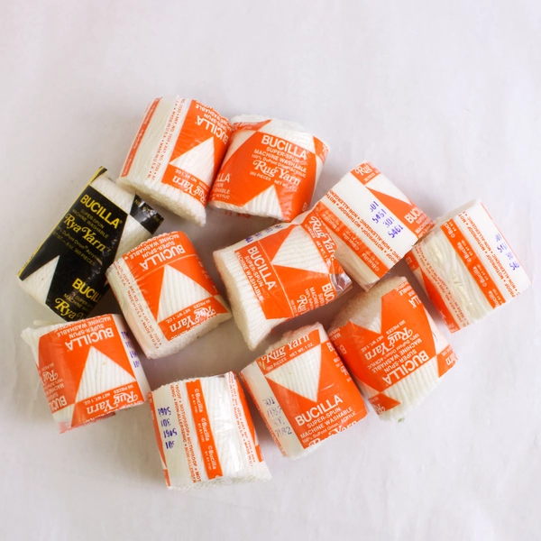 Lot Of 11 Vintage Bucilla Rug Yarn White Acrylic Superspun For Crafts