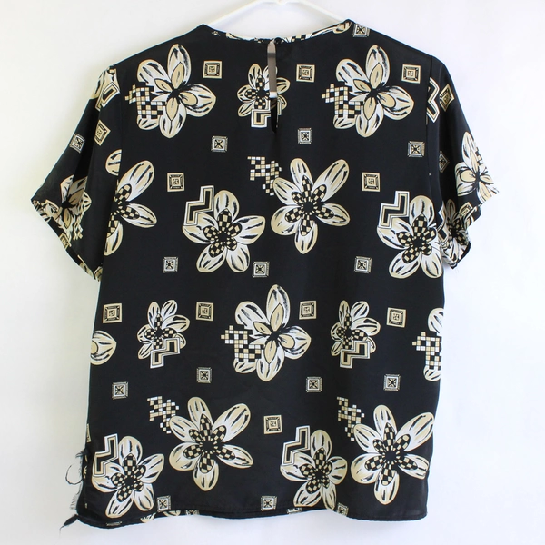 Bobbie Brooks Short Sleeve Blouse Floral On Black Women's Size Small