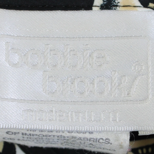 Bobbie Brooks Short Sleeve Blouse Floral On Black Women's Size Small