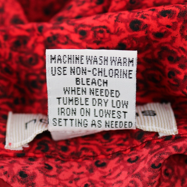 Notations Petite Sleeveless Button Up Collar Red Rose Pattern Women's PM