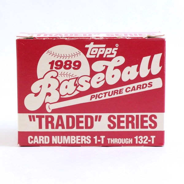 Lot of 127 Topps 1989 Baseball Cards