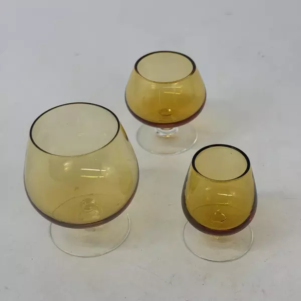 Set Of 3 Amber Colored Cordial Or Liquor Glasses Graduated Sizes