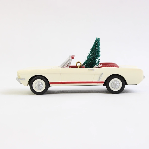 Hallmark 1966 Mustang Classic American Keepsake Ornament