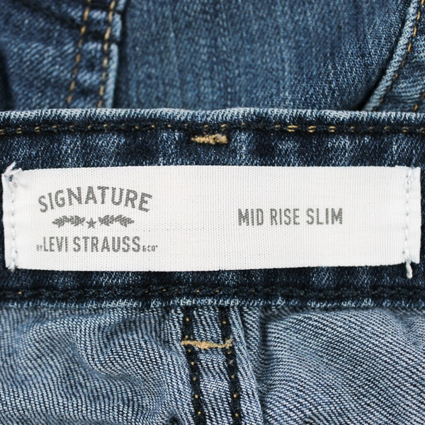 Levi Strauss & Co Signature Mid Rise Slim Dark Wash Jean Pants Womens Size 18