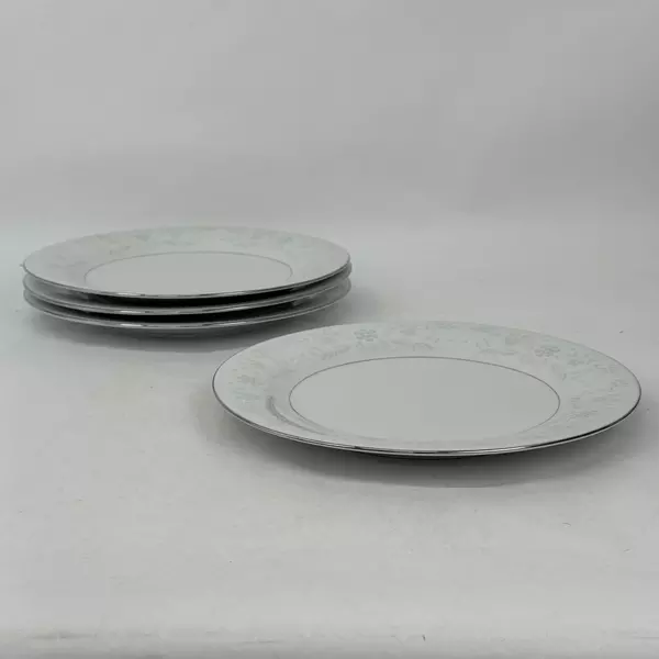 Lot of 4 Crown Ming Jiang Shiang Queens Lace Fine China Dinner Plates 10.5 inch