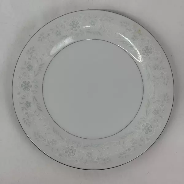 Lot of 4 Crown Ming Jiang Shiang Queens Lace Fine China Dinner Plates 10.5 inch