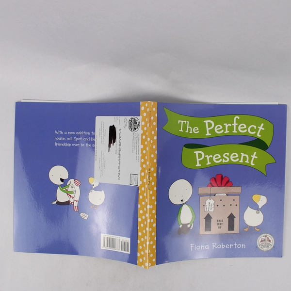 The Perfect Present by Fiona Roberton 2011 PB Dolly Parton's Imagination Library
