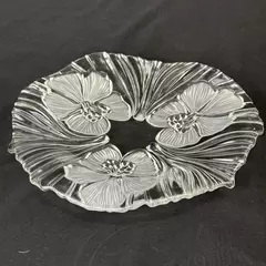 1999 Mikasa Hibiscus Frost Pattern 9 1/4-inch Luncheon Plate