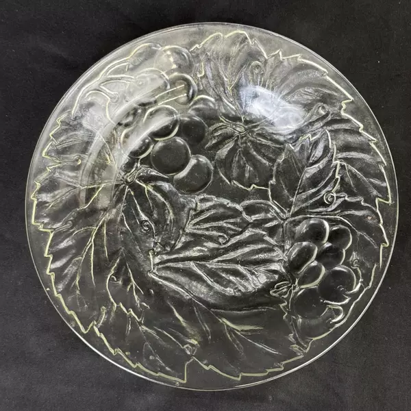 Embossed Grape Cluster Clear Glass Plate 9 Inch