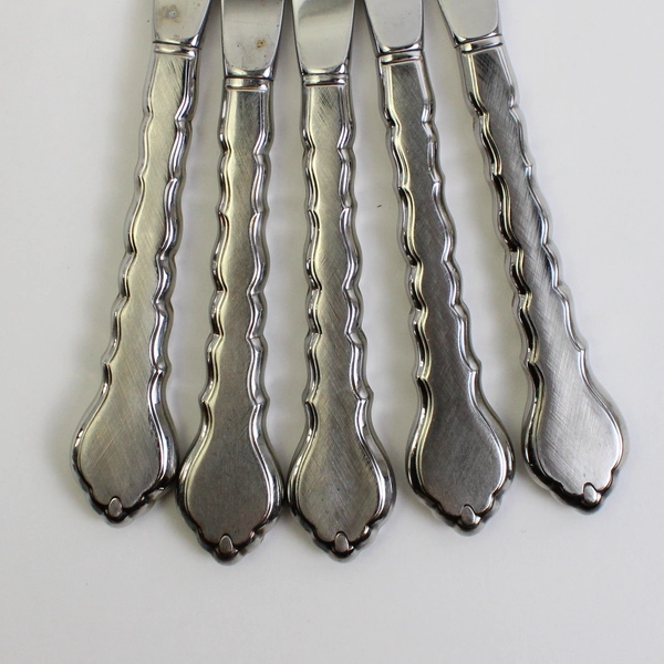 Lot Of 5 Oneida Silver Cello Stainless, Betty Crocker Flatware Hollow Knives