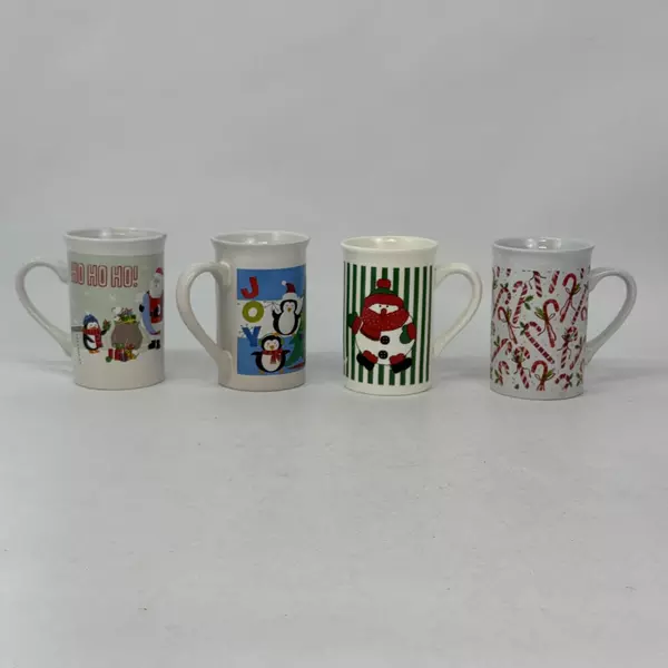 Lot of 4 Royal Norfolk Christmas Coffee Or Cocoa Mugs