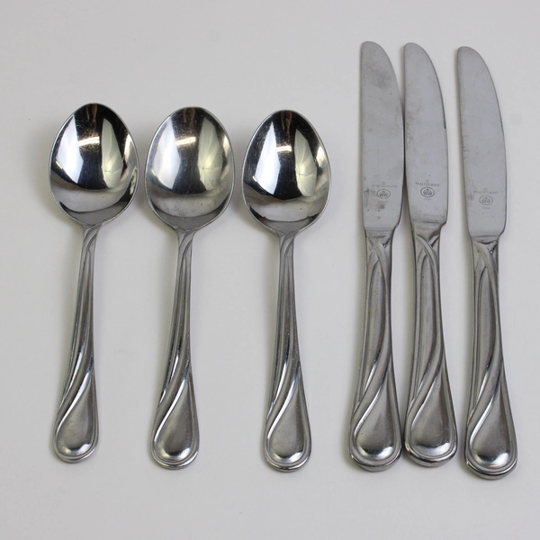 Lot Of 6 Pfaltzgraff Glennbrook (Stainless) Flatware 3 Soup Spoons & 3 Knives