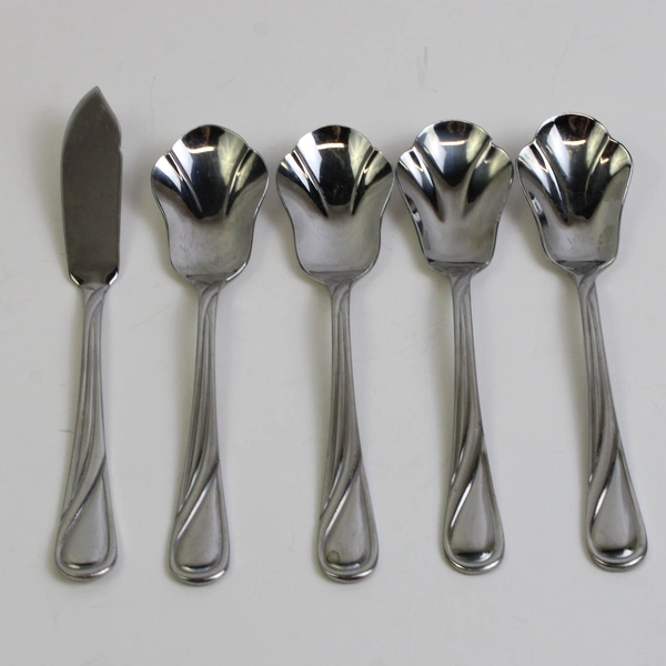 Lot Of 5 Pfaltzgraff Glennbrook (Stainless) Flatware Butter Knife 4 Sugar Spoons