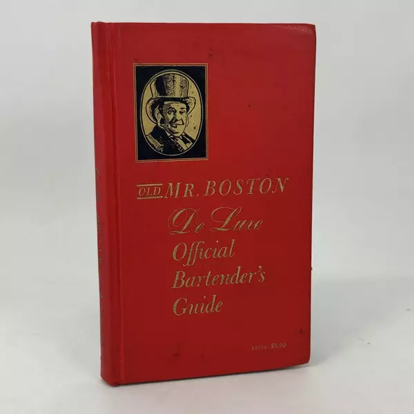 Vintage 1961 Old Mr Boston Deluxe Official Bartenders Guide Drink Recipe Book