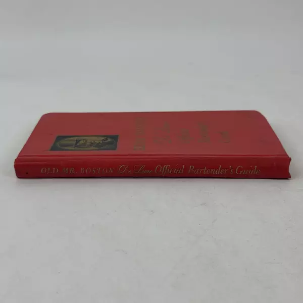 Vintage 1961 Old Mr Boston Deluxe Official Bartenders Guide Drink Recipe Book