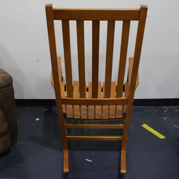 Wooden Rocking Chair with Removable Seat Comfortable Classic Design