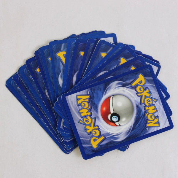 Lot of 19 Nintendo Stage 1 Pokémon Trading Cards