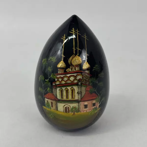 1992 Hand Painted 4 Inch Black Lacquer Souvenir Egg From Russia