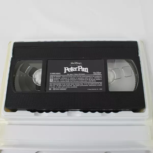 Walt Disney VHS Peter Pan Special Edition Animation Classic Film In Clamshell