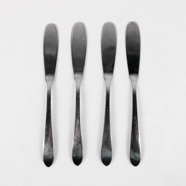 Lot Of 4 Retroneu Kent (Silverplate) Flatware Cheese Spreader