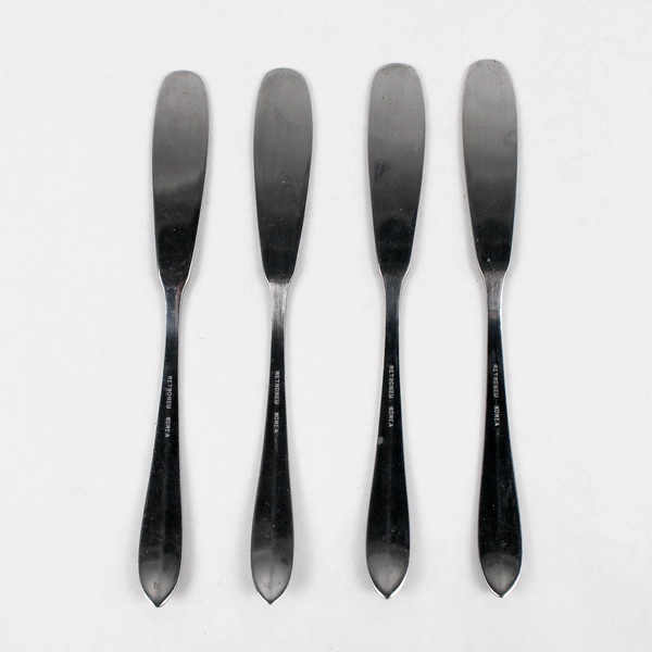 Lot Of 4 Retroneu Kent (Silverplate) Flatware Cheese Spreader