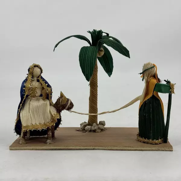 Artisan Corn Husk Diorama Mary Joseph Donkey Palm Tree Scene Lightweight