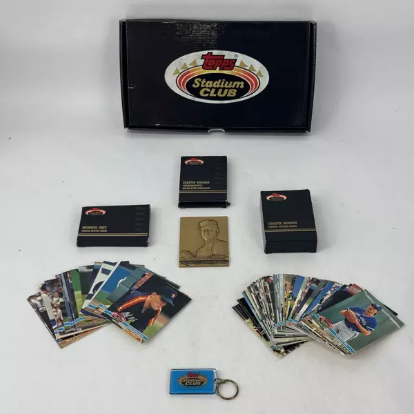 1991 Topps Stadium Club Charter Member Set Nolan Ryan Medallion Keychain 70 Card