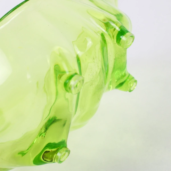 Lot Of 2 Unbranded Shell Serving/Decorative Green Plastic Bowls 3.5" x 9" x 5.5"