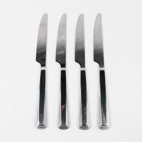 Set of 4 Fiesta Stainless Steel Dinner Knives