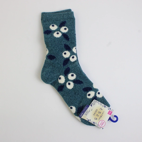 Daiso Women's Room Socks Blue/Green Berry Patern #0675 US Size 6-8