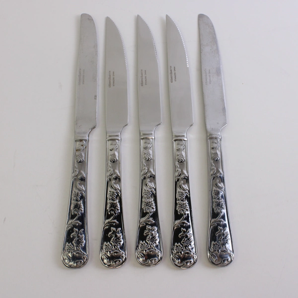 Lot Of 5 Reed & Barton Queen's Garden (Stainless) Flatware Steak & Dinner Knives
