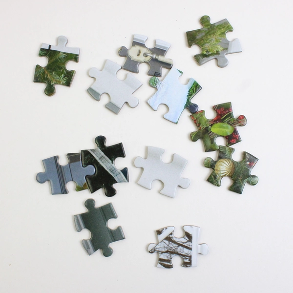 Christmas Doors 1000 Pcs Puzzle & Poster Talking Tables Inc. 29.5"x19.5"