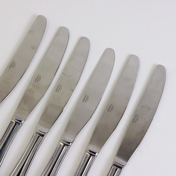 Lot of 6 Mikasa Regent Bead Stainless Dinner Knives Made in Vietnam