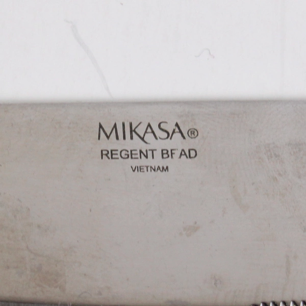 Lot of 6 Mikasa Regent Bead Stainless Dinner Knives Made in Vietnam