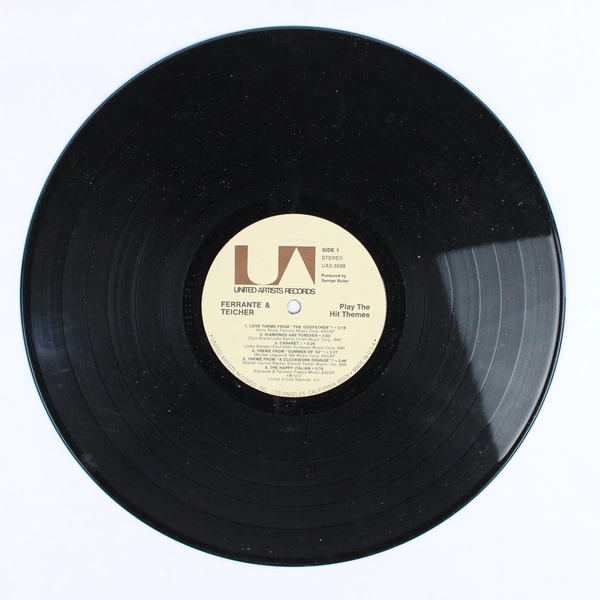 Ferrante & Teicher Play the Hit Theme 33 RPM Vinyl Record UAS-5588