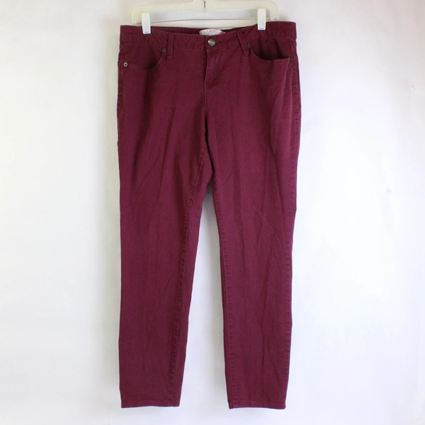No Boundaries Junior Women's Burgundy Brick Low Rise Skinny Jeans Size 17