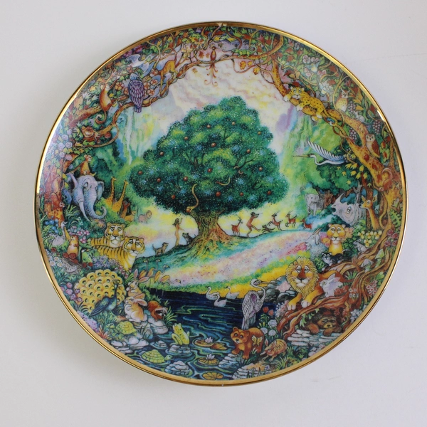 Franklin Mint Heirloom Collection 'Paradise' By Bill Bell Decorative Plate 8.25"