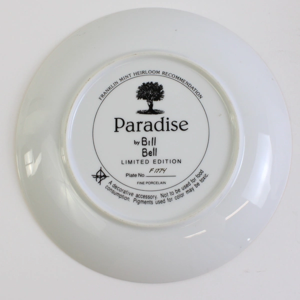 Franklin Mint Heirloom Collection 'Paradise' By Bill Bell Decorative Plate 8.25"