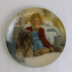 Knowles Collection 'Annie And Sandy' 1982 Decorative Plate 1st Issue 8.5"