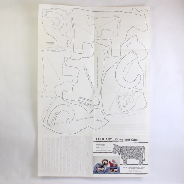 Vintage Folk Art Sewing Pattern Cats and Cows Dorothy Brinkmann 1982