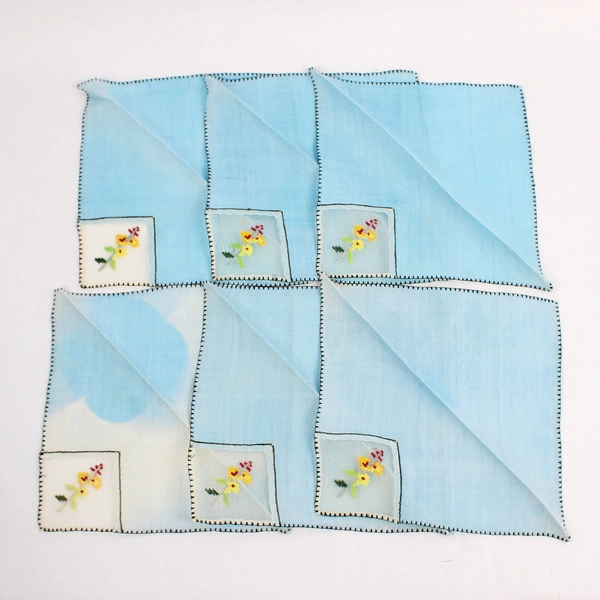 11 Pc Lot VTG Side Tablecloth and Napkins Floral Embroidery DIY Fabric Upcycling