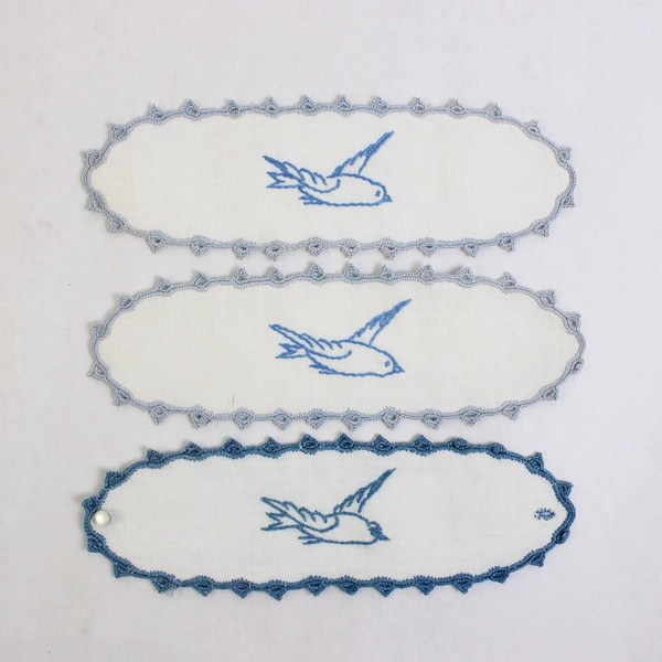 Lot of 5 Vintage Handmade Embroidered Pieces With Crocheted Edging 