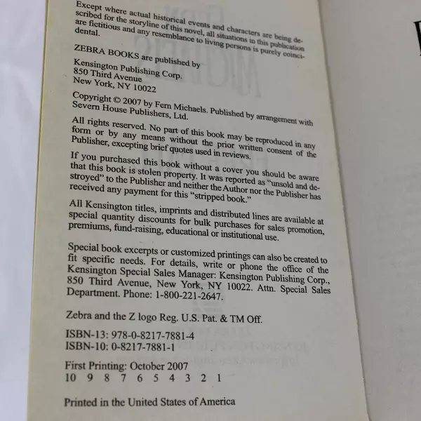 Free Fall by Fern Michaels Novel Suspense Thriller Fiction