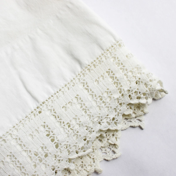 Vintage White Full Size Flat Sheet with Crochet Trim 84" x 96"