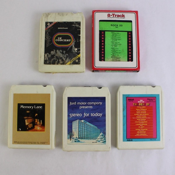Lot of 5 Vintage 8 Track Tapes Featuring Various Artists & Genres 