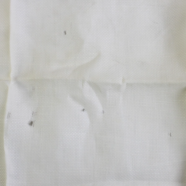 Vintage Off-White Embroidered Cutwork Guest Towel Flawed