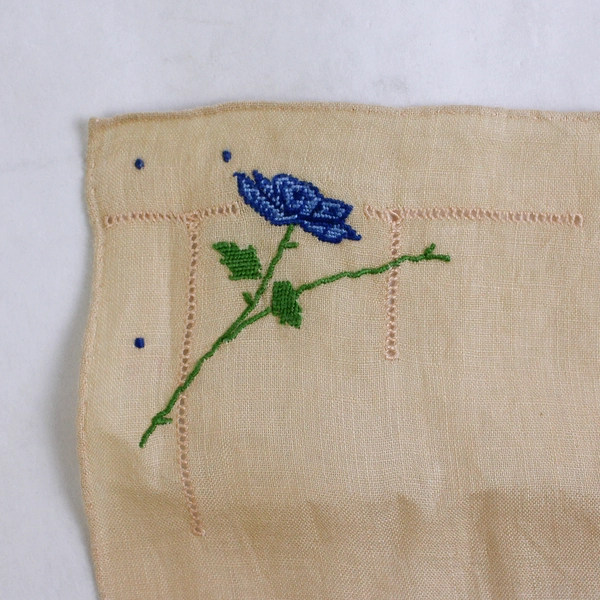 Women's Vintage Off-White Handkerchief Embroidered Blue Rose